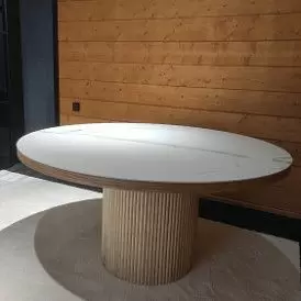 Стол Adriana 150, белая керамика/ясень