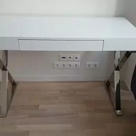 Стол письменный Axiom, белый