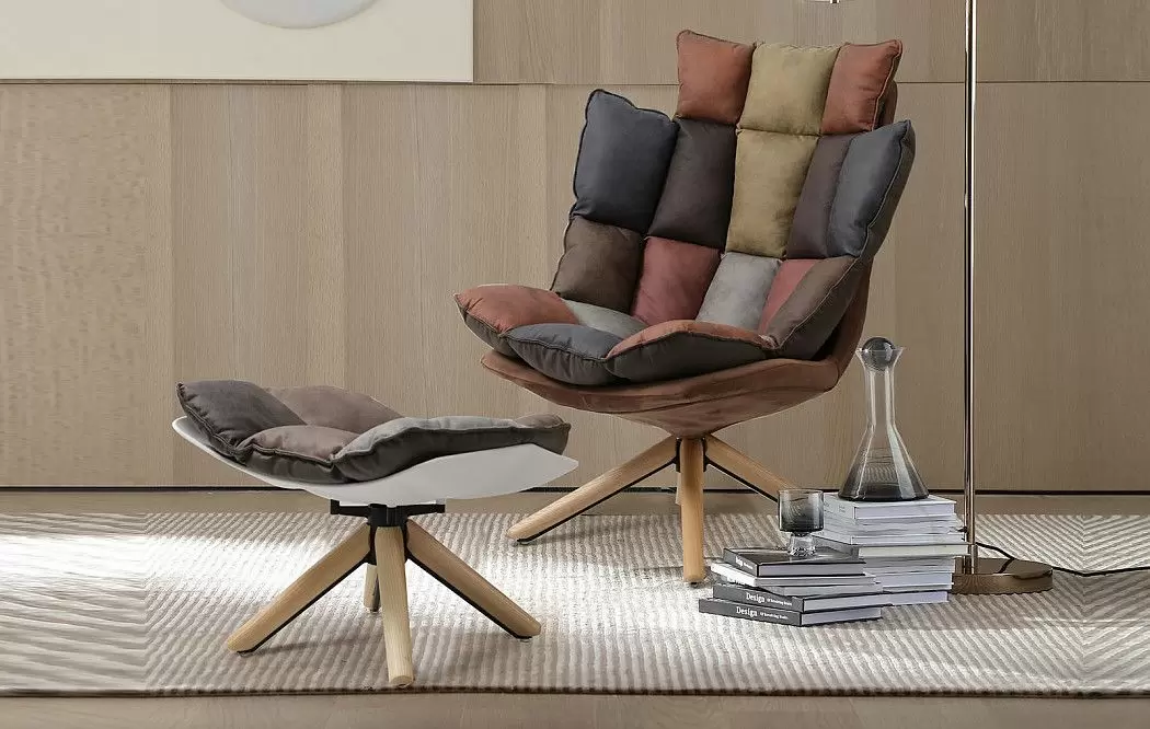 Кресло и оттоманка в стиле Husk, коричневый пэчворк