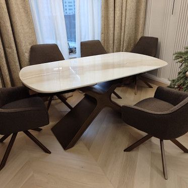 Стол Charlotta 160, стул Emma IMG-20250115-WA0036