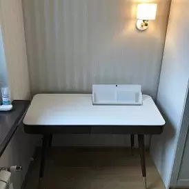 Стол письменный Newton (140), орех
