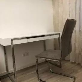 Стол письменный Ego, орех/белые ножки