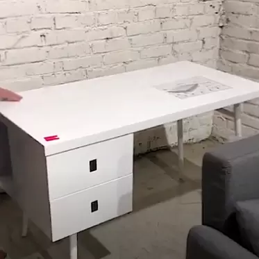 Стол письменный Academia, обзор белого письменного стола