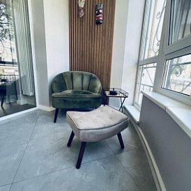 Оттоманка Hygge, слоновая кость/золото