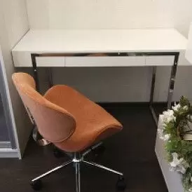 Стол письменный Ego, орех/белые ножки