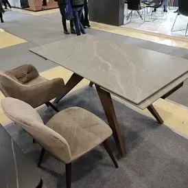 Стол Valencia + 4 бежевых стула Berta