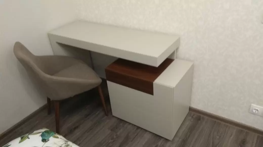 Стол письменный Almeria (120), песочный/орех - фото 8