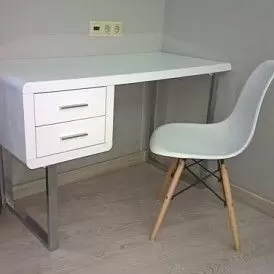 Стол письменный Poesy, орех/хром