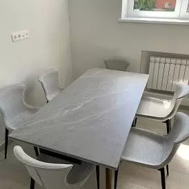 Стол Valencia + 4 бежевых стула Berta