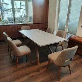 Стол Oasis + 4 коричневых стула Agata