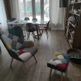 Оттоманка Hygge, слоновая кость/золото