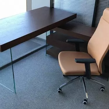 Стол письменный Attica, орех 1635254737755.jpg