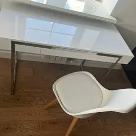 Стол письменный Ego, орех/белые ножки