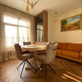 Стол Daisy + 4 стула Josh