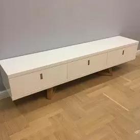 Буфет Avalon, белый/ясень