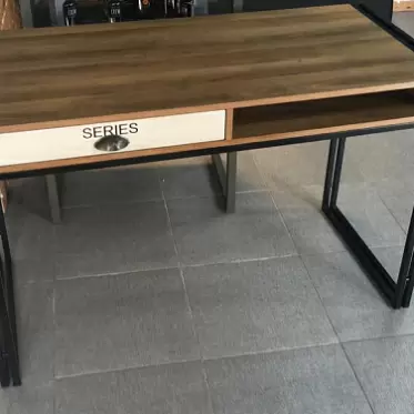 Стол письменный Discovery, орех/черный IMG-20190429-WA0004