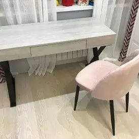 Стол письменный Croft, пепельный дуб/черный