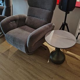 Стол журнальный Reggio (50), белый камень/бронза