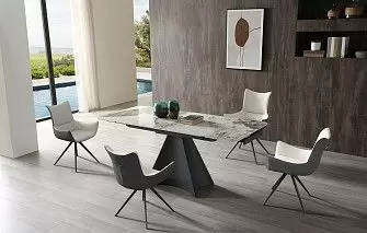 Стол Granada + 4 бежевых кресла Jess