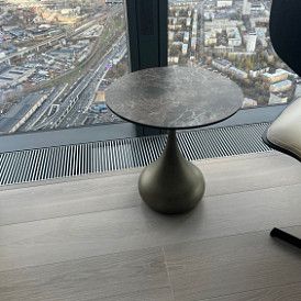 Стол журнальный Reggio (50), белый камень/бронза