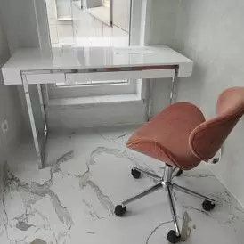 Стол письменный Ego, орех/белые ножки