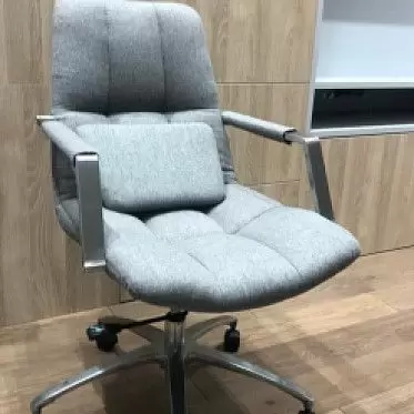 Стол Taylor серый IMG-20221209-WA0067