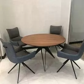 Стол Tornado + 4 кресла Jess