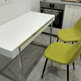 Стол письменный Ego, орех/белые ножки