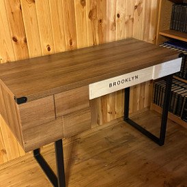 Стол письменный Brooklyn, орех/черный