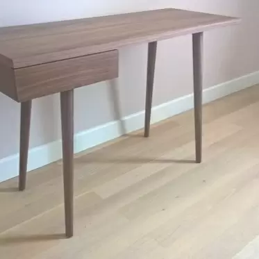 Стол письменный Lyric, орех IMG-20190716-WA0004