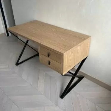 Стол письменный Brendan, дерево/черный