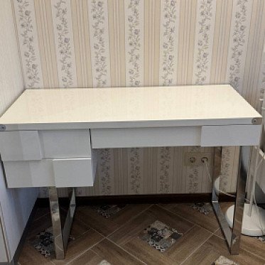 Стол письменный Brooklyn 5377752779692117582