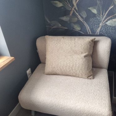 Кресло Rosy - неизвестный источник