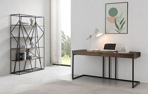 Стол письменный Arthur, эвкалипт Стол письменный Arthur, эвкалипт