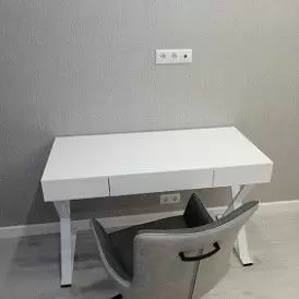 Стол письменный Axiom White, белый