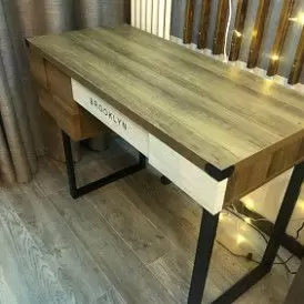 Стол письменный Brooklyn, орех/черный