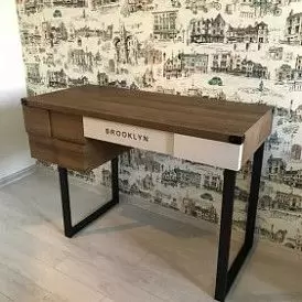 Стол письменный Brooklyn, орех/черный